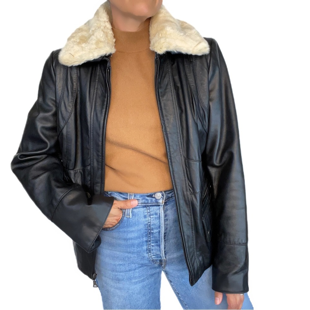 Black leather flight jacket with faux fur collar | Genuine leather | Size M